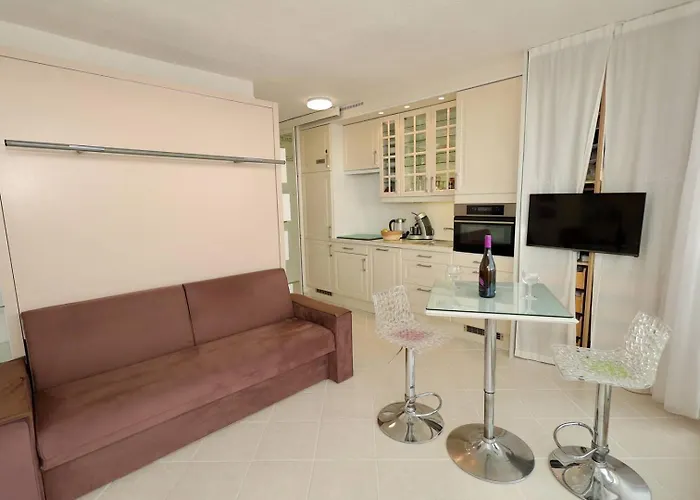 L'escale Vue - Heliopolis D 6 - Luxe - 2 Personnes Daire *