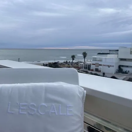 L'escale Vue - Heliopolis D 6 - Luxe -by Agn - 2 Personnes * Agde